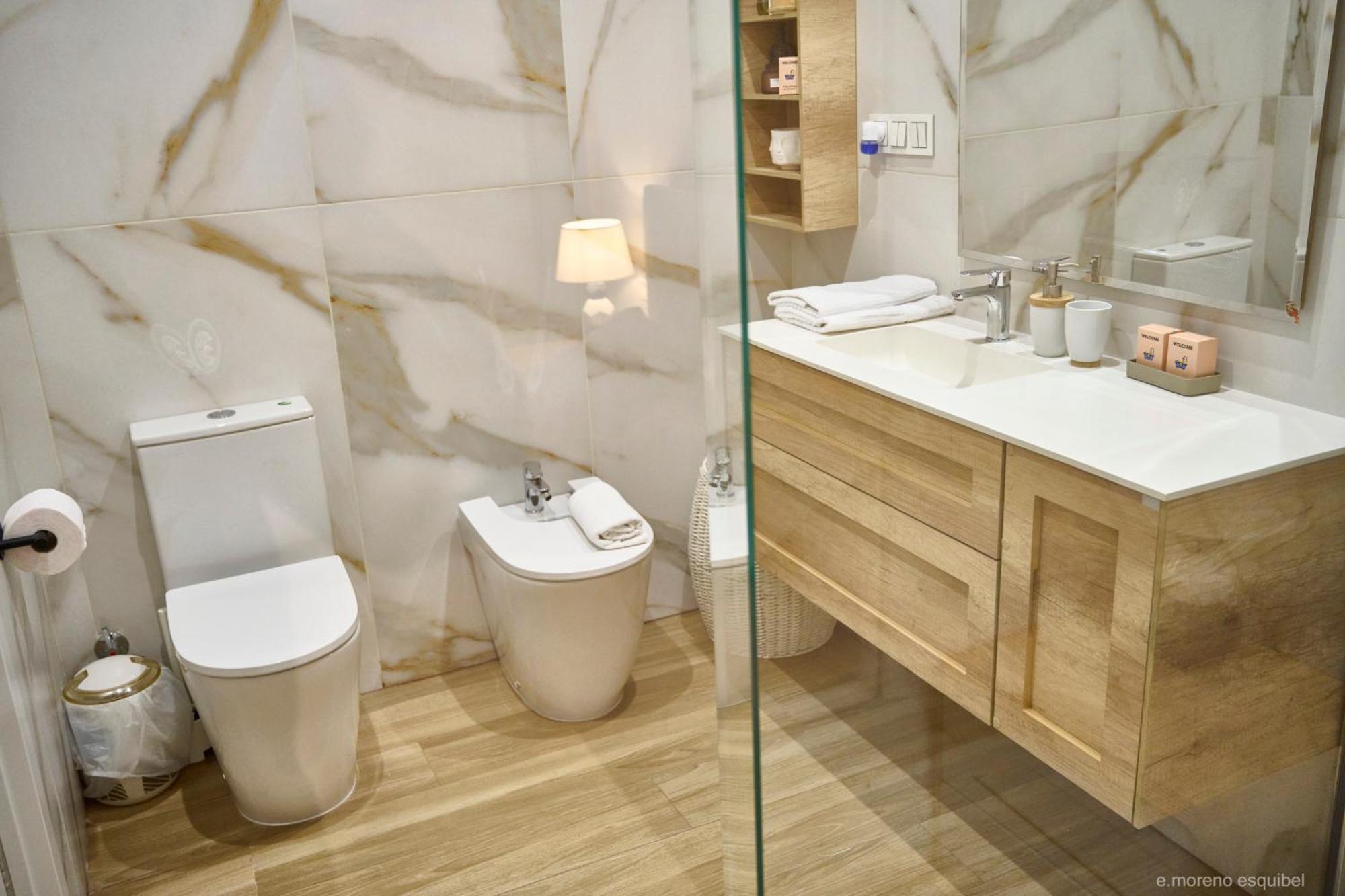 Apartamento Nuevo Lujoso Suites Centro Bilbao Wifi ,Parking Gratis Екстериор снимка