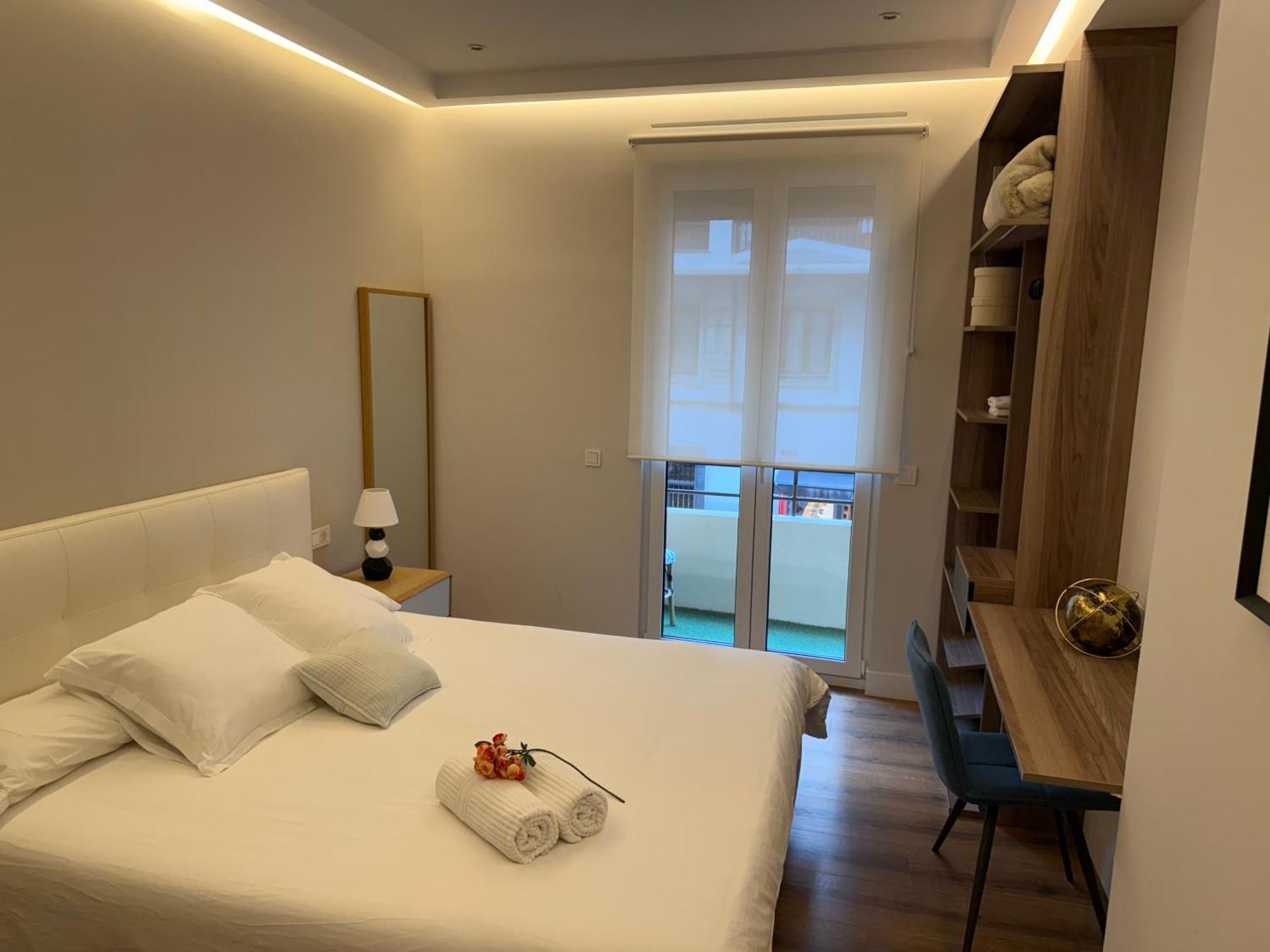 Apartamento Nuevo Lujoso Suites Centro Bilbao Wifi ,Parking Gratis Екстериор снимка